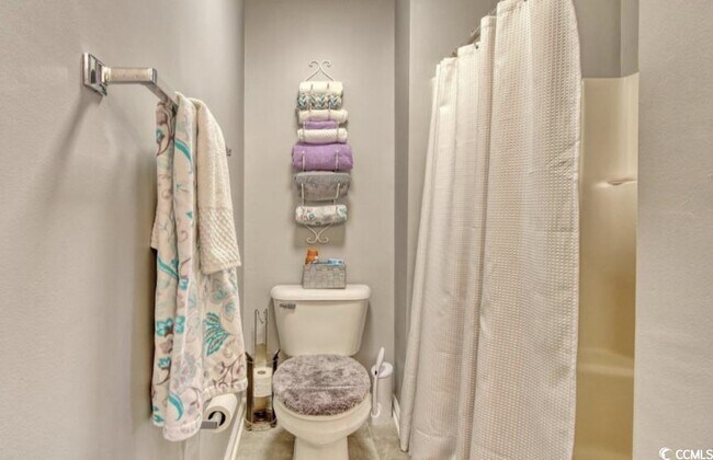 Building Photo - 208 Landing Rd