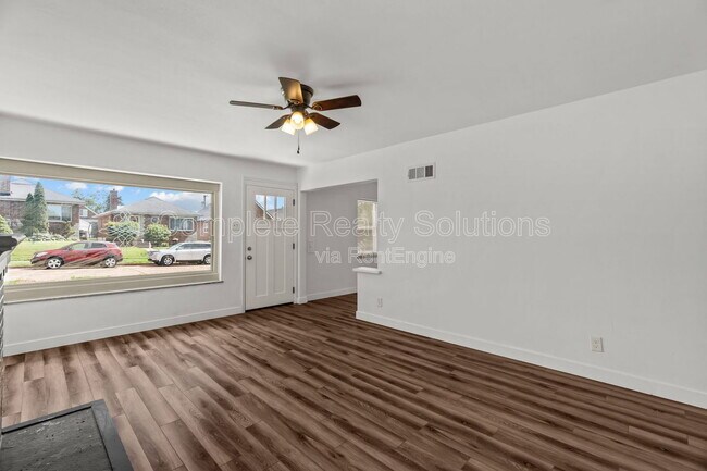 Building Photo - 5655 Potomac St