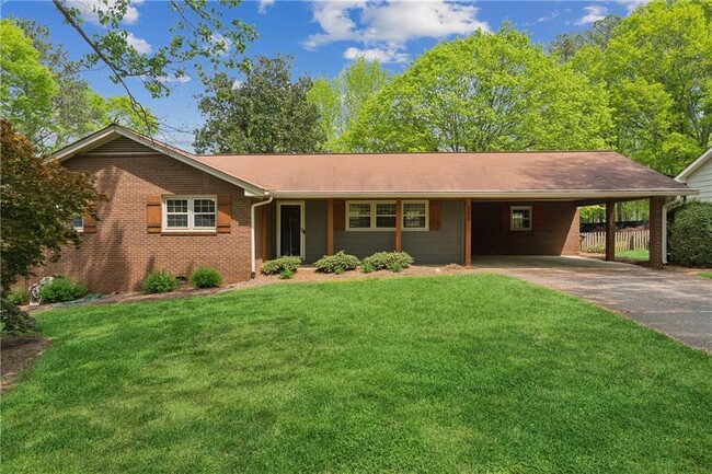 Primary Photo - 345 Meadow Dr