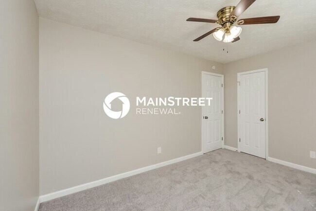 Building Photo - 3 Bedroom Pet-Friendly Home in Ellenwood, GA with Main Street Renewal