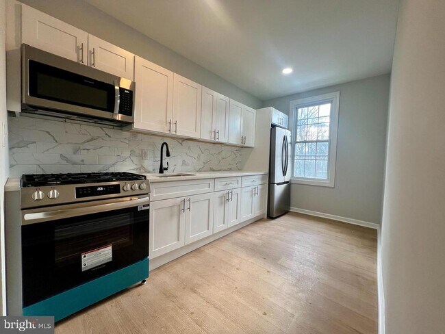 Building Photo - 509 Hainesport Lumberton Rd