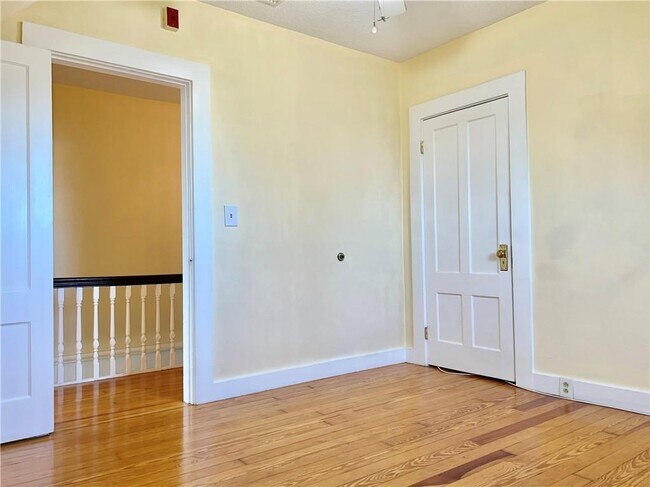 Building Photo - 90 Spring St