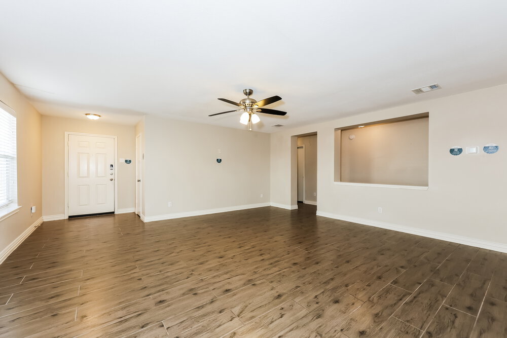 Building Photo - 109 Heritage Dr