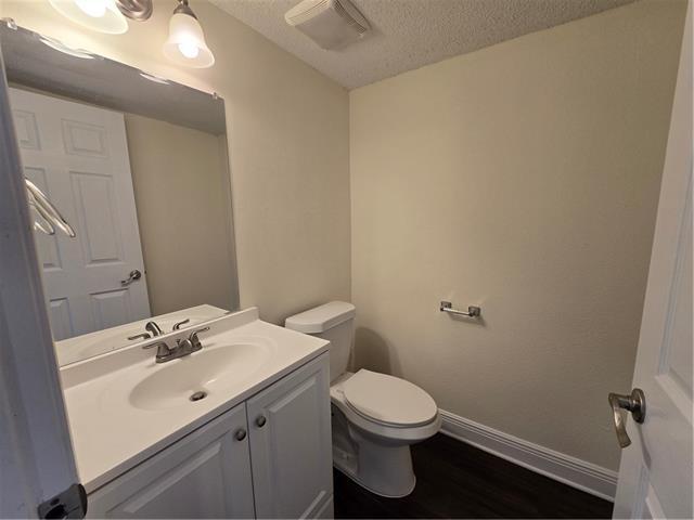Building Photo - 116 Woodland Ct