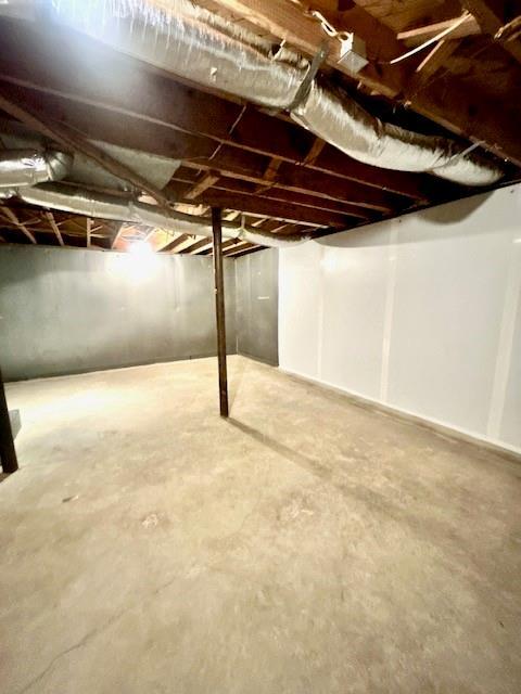 Building Photo - 80 Pinehurst Ln
