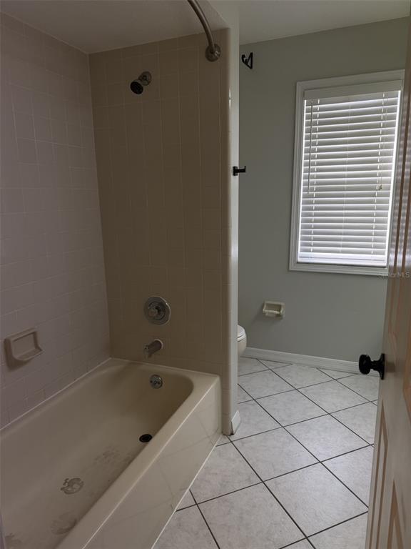 Building Photo - 2241 Heatheroak Dr