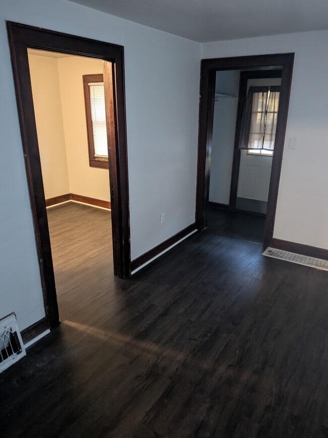 Building Photo - 1820 Harold St