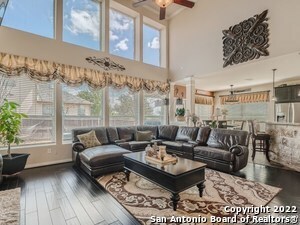 Building Photo - 1802 Laivita Mist