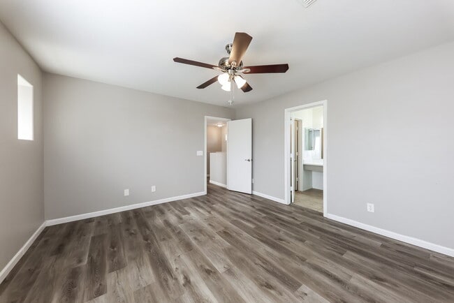 Building Photo - 22052 N 30th Dr