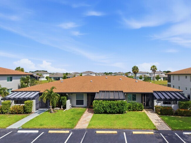 Building Photo - 5800 Princess Palm Ct