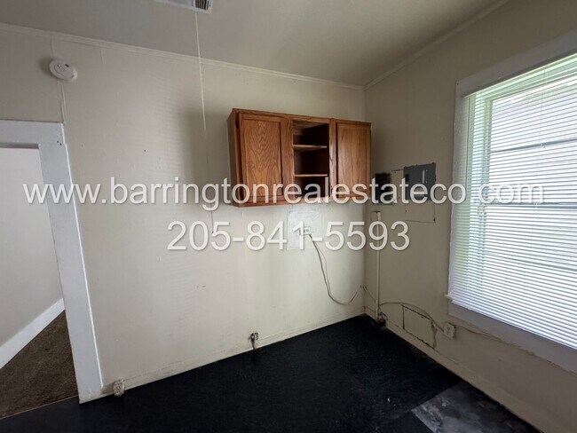 Building Photo - 410 54th St