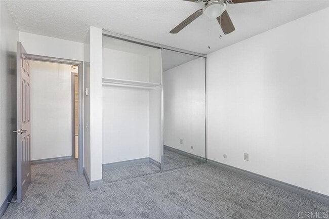 Building Photo - Modern 3 Bedroom, 2 Bath Completely Remodeled Condo