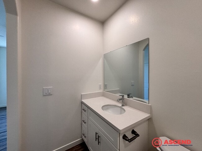 Building Photo - 6012 Curvy Hills Dr