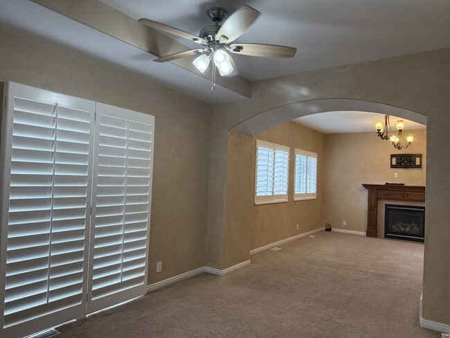 Building Photo - 7691 Willow Walk Ln