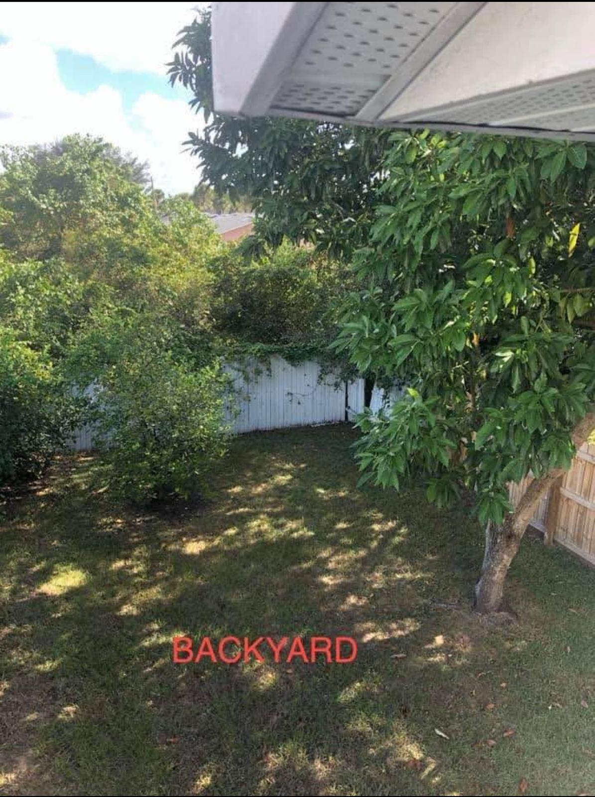 Building Photo - 204 Majors Ln