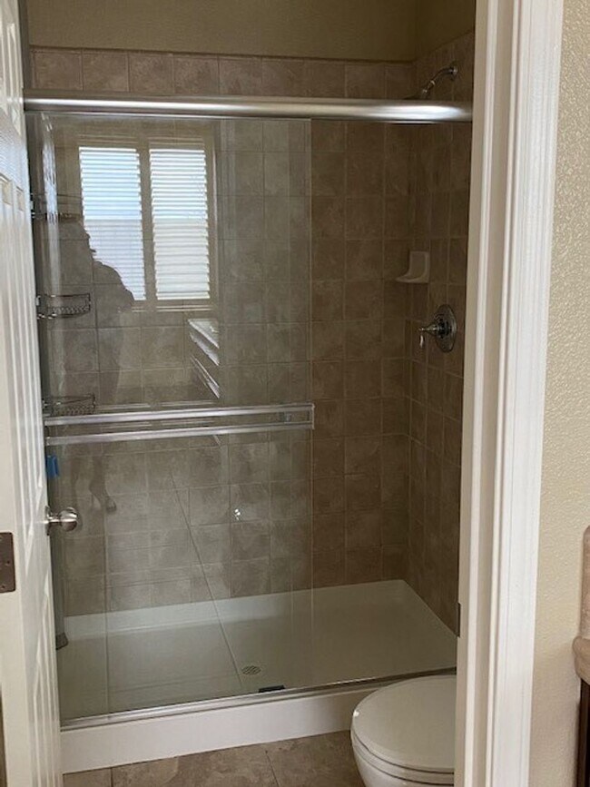 Building Photo - Home in Crocker Ranch gated community.