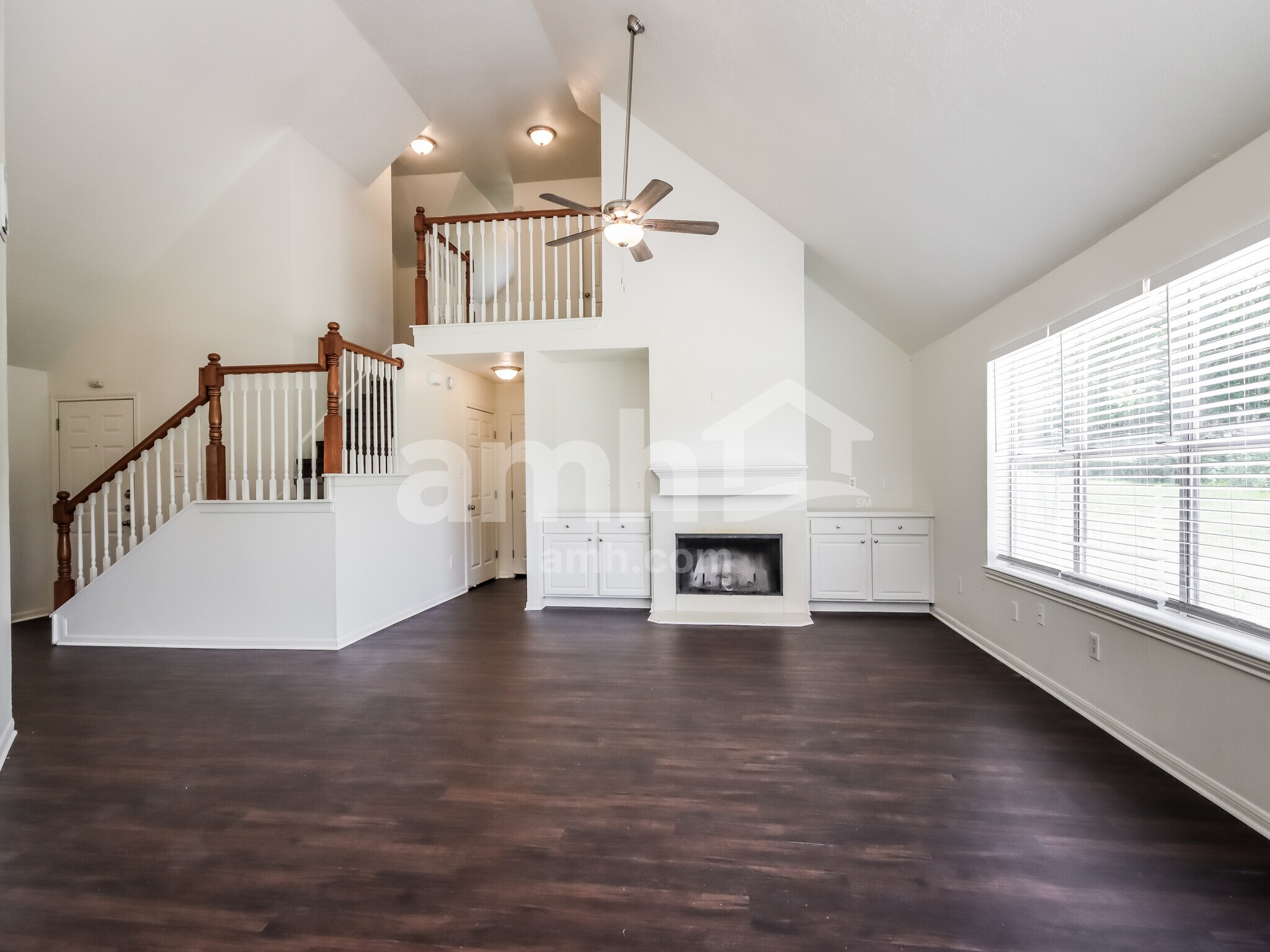 Building Photo - 13318 Hilltop Cir