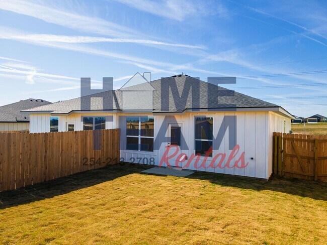 Building Photo - 9202 Ash Rd