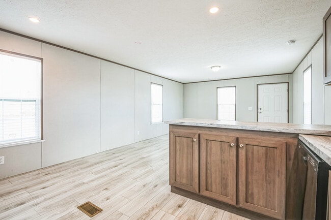 Building Photo - 3008 Terry Rd
