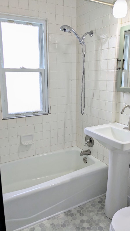 Building Photo - 601 S 31st St