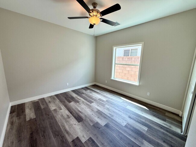 Building Photo - Gorgeous 2025 Built 3 Bedroom 2 Bath Home! *HOME IS CURRENTLY OCCUPIED, PLEASE DO NOT DISTURB THE...