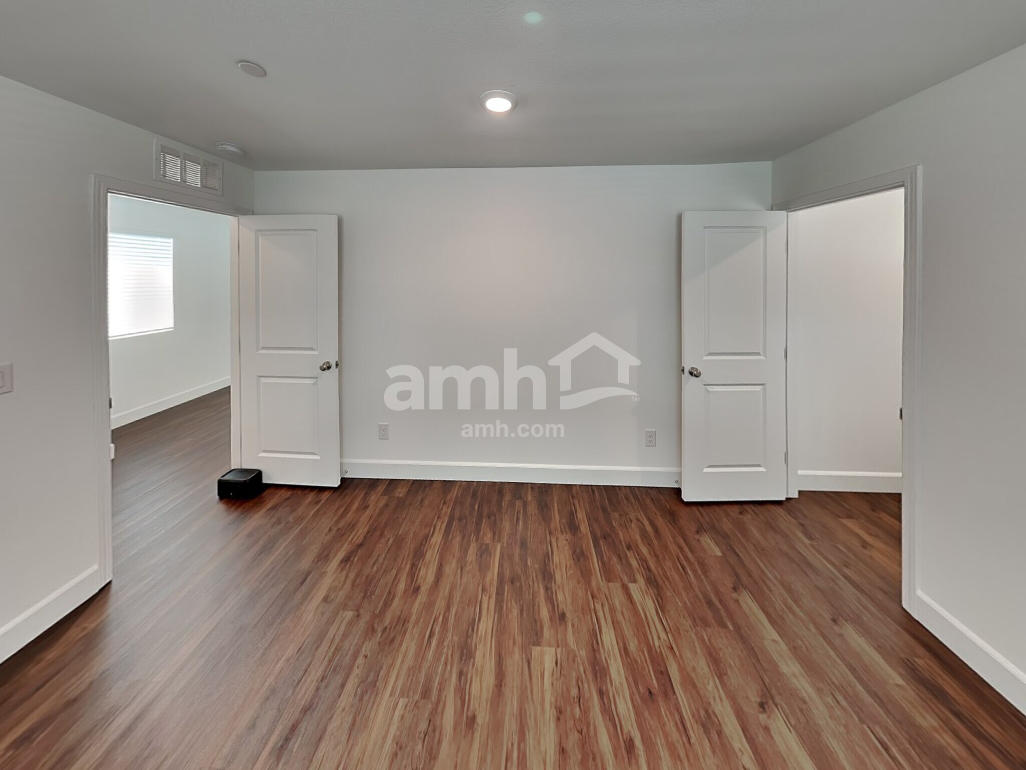 Building Photo - 104 Island Plumeria Ln