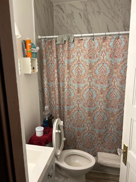 Building Photo - 4317 River Rd NW