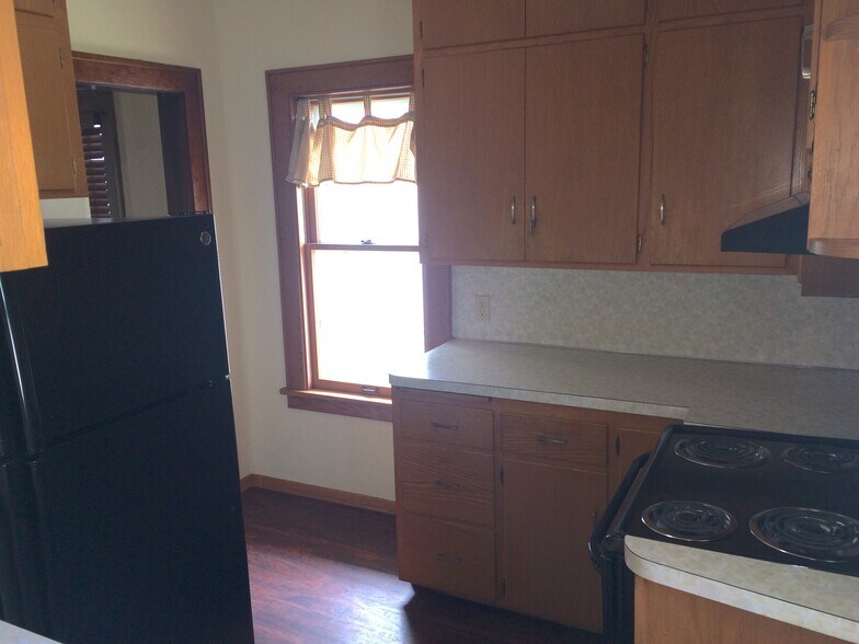 Building Photo - 277 Brimhall St