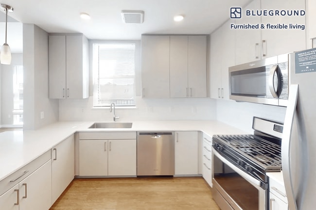 Building Photo - 155 Lenox St