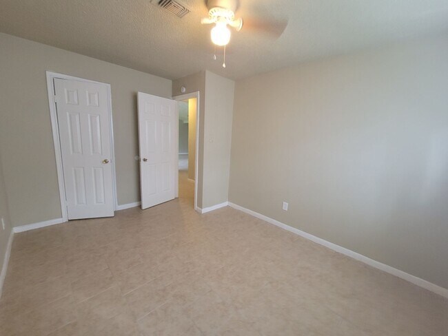 Building Photo - Come and enjoy your new home !