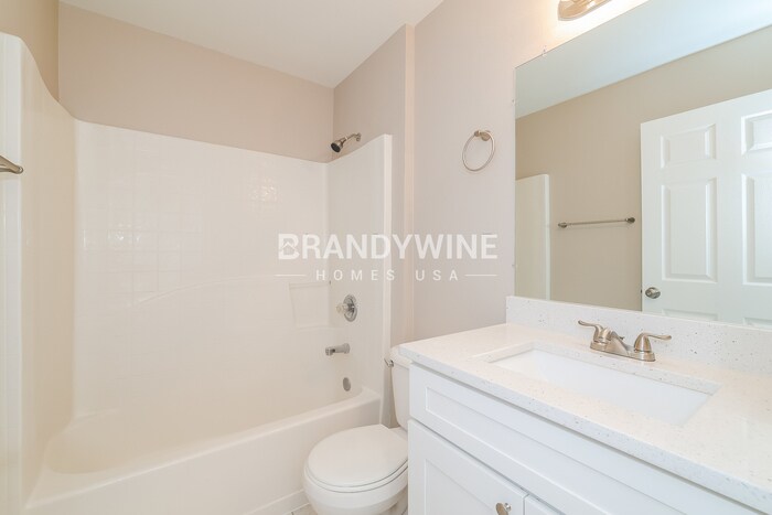 Building Photo - 16052 Dorchester Blvd