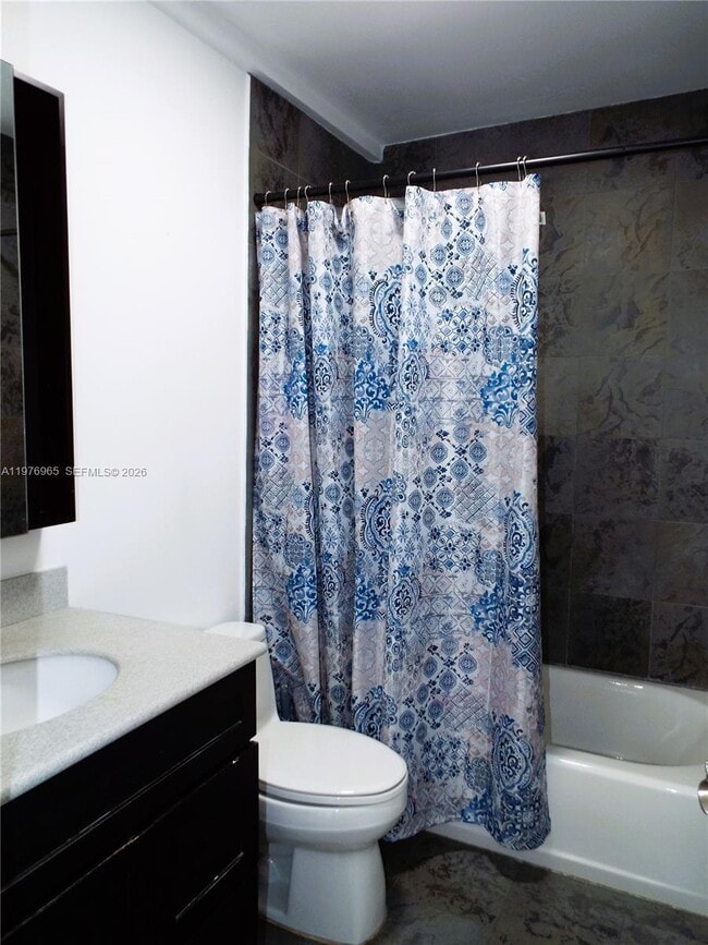 Building Photo - 422 SW 88th Pl