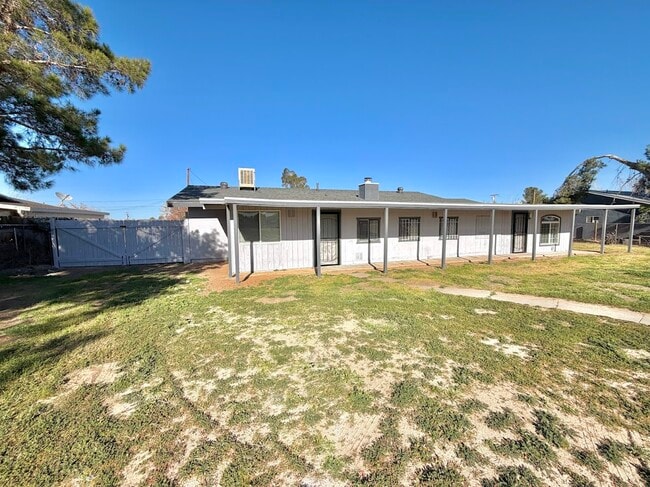 Building Photo - 10784 Cochiti Rd