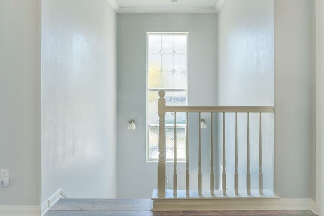 Building Photo - 329 Kiawah River Dr