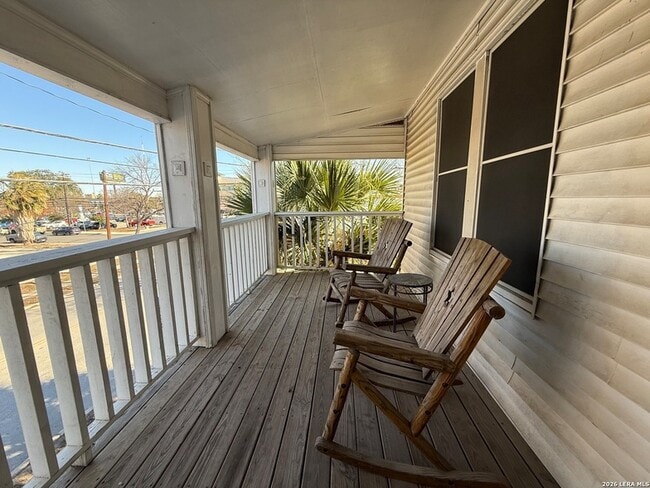 Building Photo - 1207 McCullough Ave