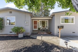 Building Photo - Central Novato Home with Large Yard and A/C!