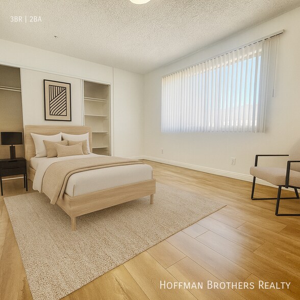 Building Photo - 982 S New Hampshire Ave