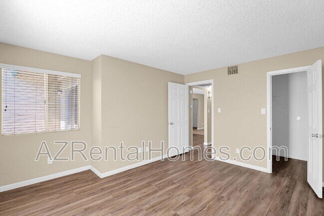 Building Photo - 4354 N 82nd St
