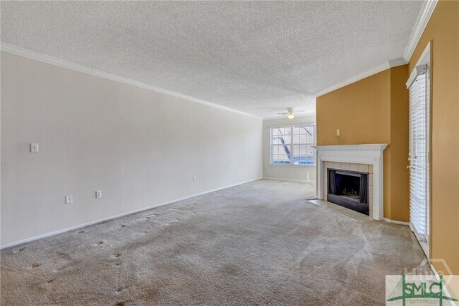 Building Photo - 12300 Apache Ave