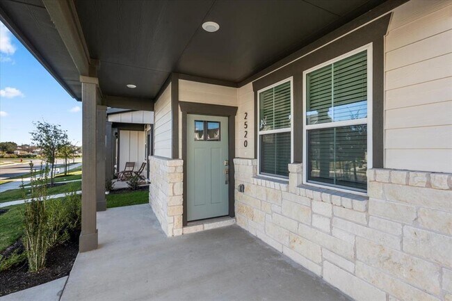 Building Photo - 2520 Ophelia Levi Ln