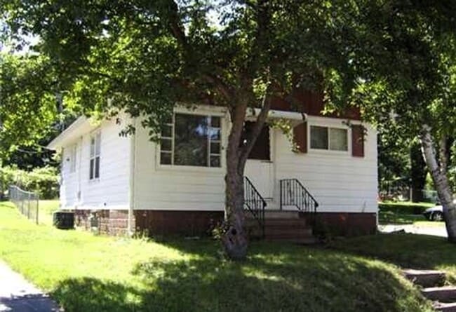 Building Photo - 412 Starr Ave