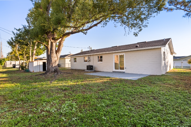 Building Photo - 5688 Cardinal Guard Ave