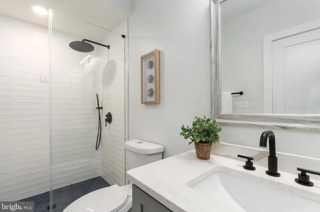 Building Photo - 1948 3rd St NE