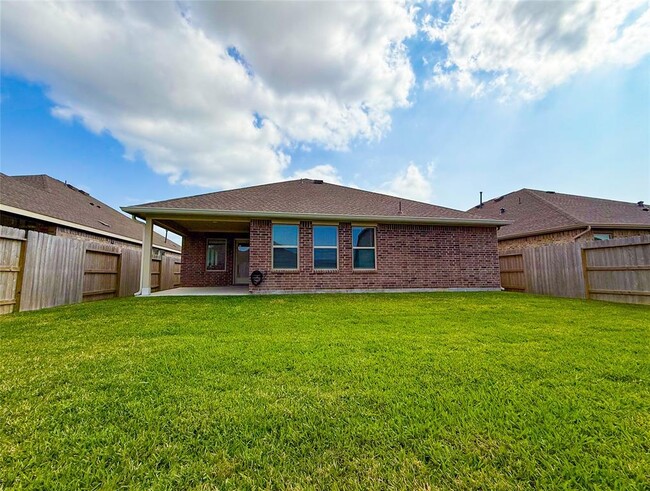 Building Photo - 27230 Henley Rdg Dr