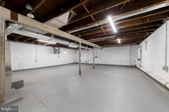 Building Photo - 257 Homecrest Ave