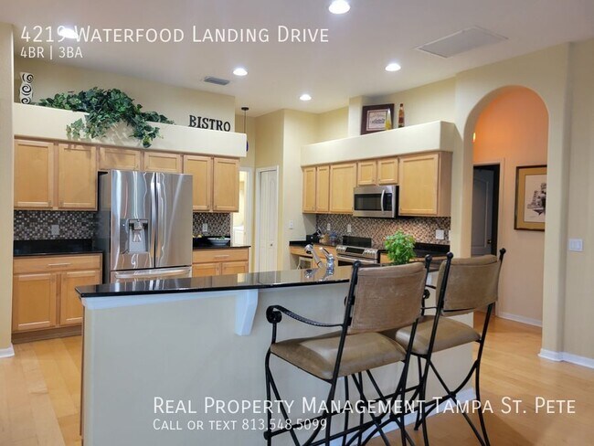 Building Photo - ***LUXURY LUTZ HOME