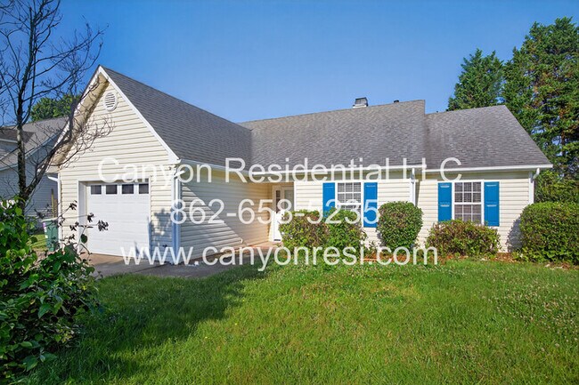 Building Photo - 2035 Ardmore Village Ln