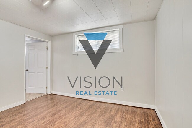 Building Photo - 1671 E 7080 S