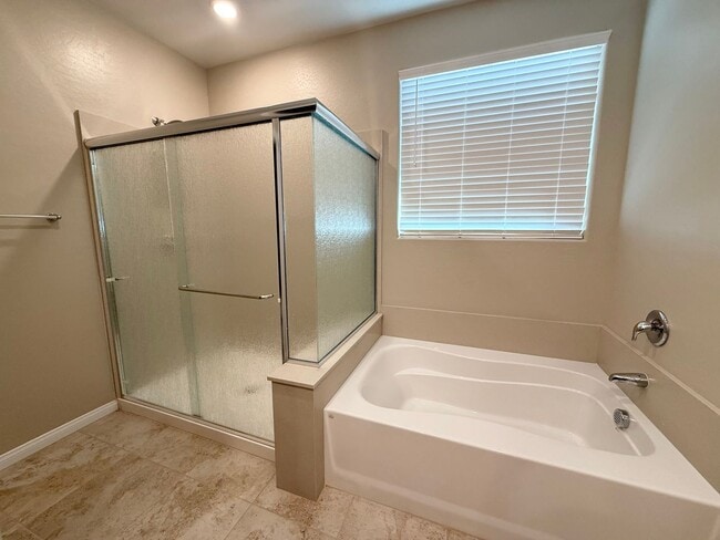 Building Photo - 3/BD 2/BA W/Den Prime Summerlin West Location – Beautiful One-Story Home