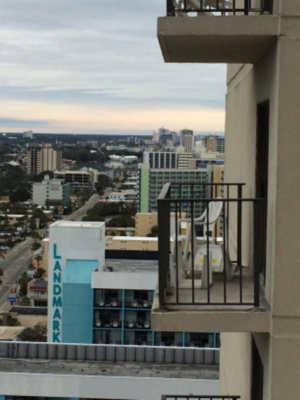 Building Photo - 1605 S Ocean Blvd